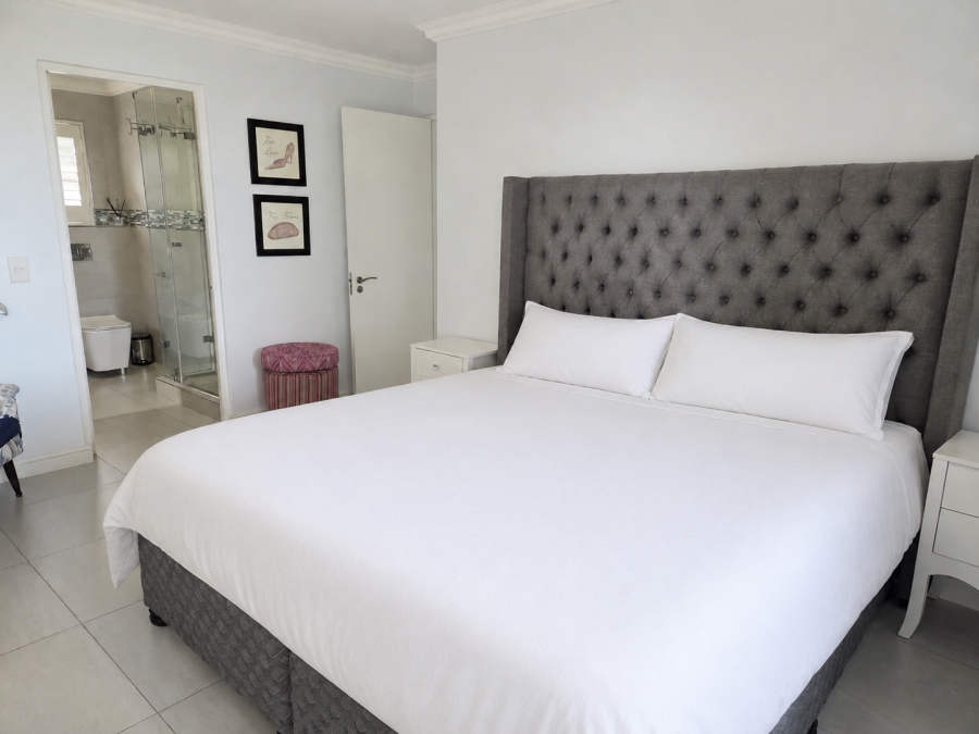 3 Bedroom Property for Sale in Table View Western Cape